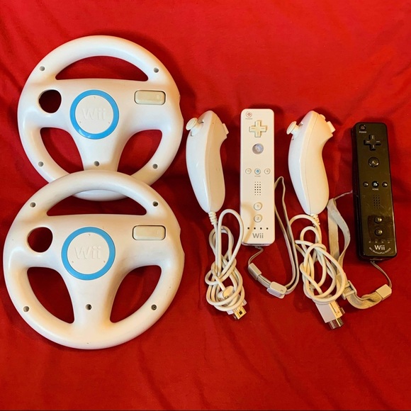 Nintendo Wii bundle - Picture 3 of 3